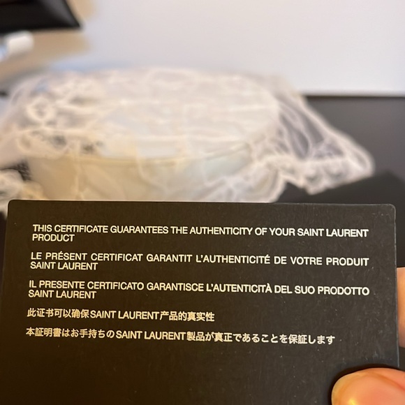 Saint Laurent Sunglasses w/ papers, Cloth, Case & Guarantee of authenticity. - Picture 9 of 9